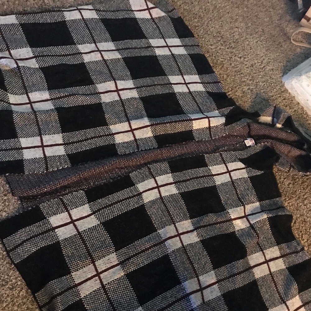 Mossimo Poncho